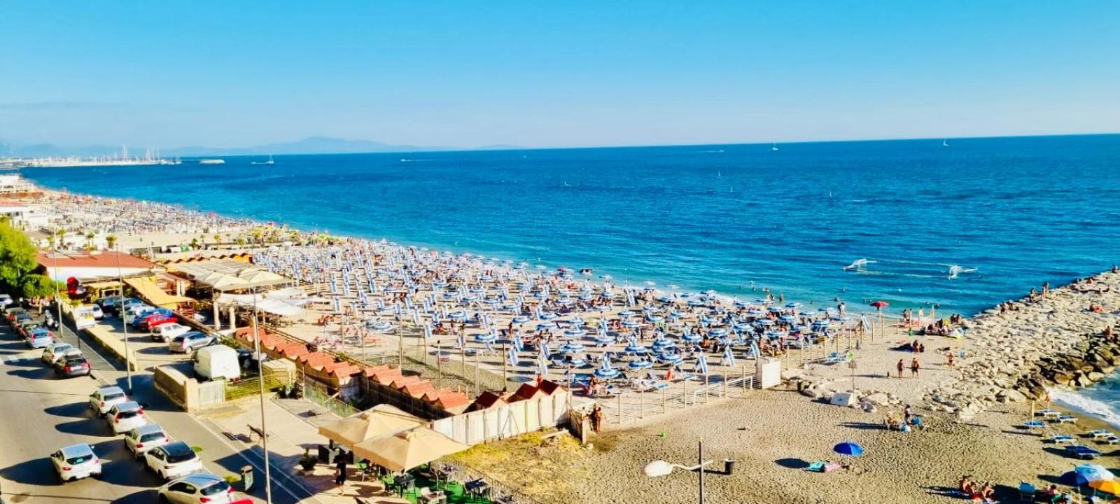 Blumare Arthouse Ξενοδοχείο Σαλέρνο Εξωτερικό φωτογραφία
