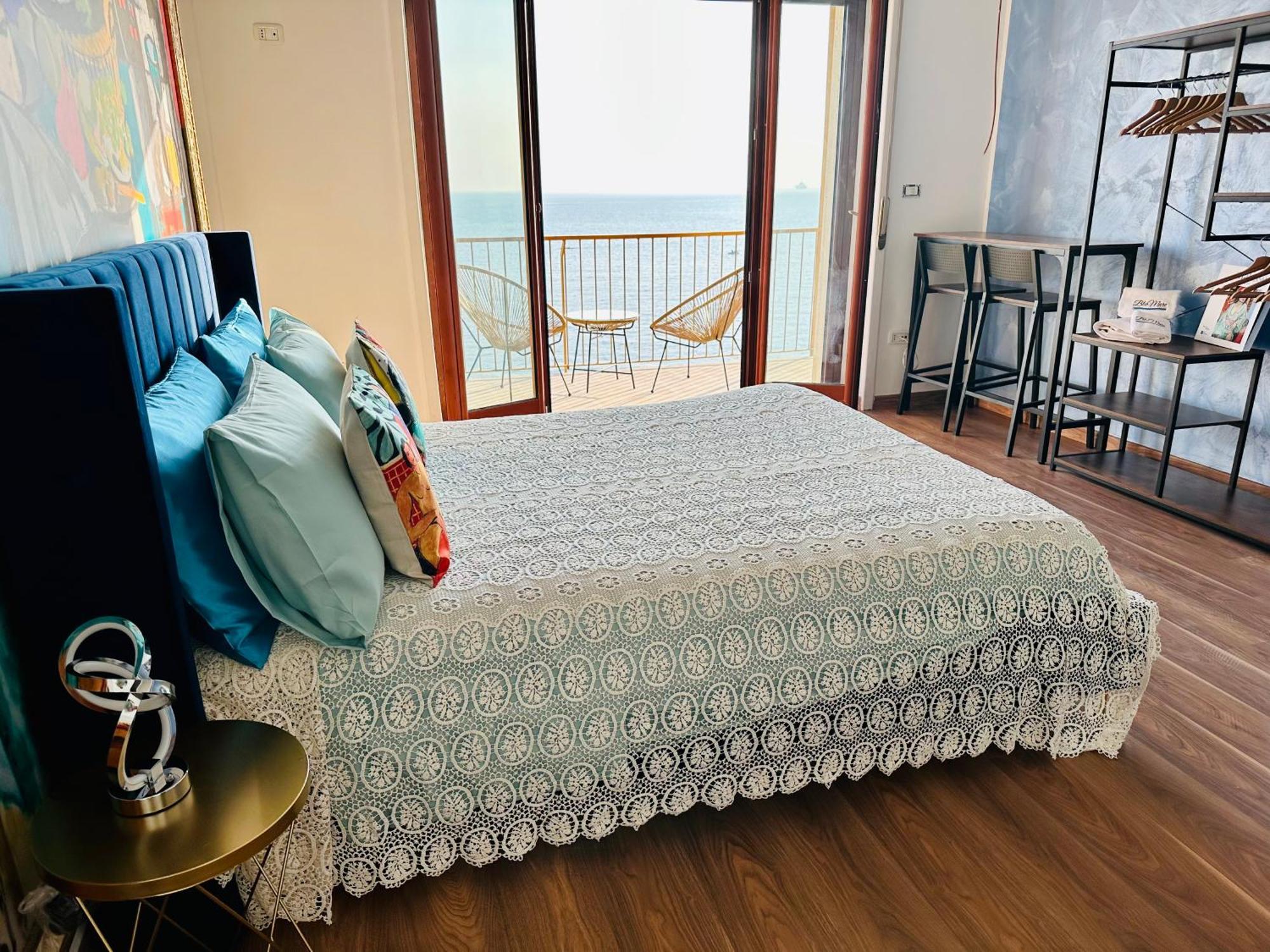 Blumare Arthouse Ξενοδοχείο Σαλέρνο Εξωτερικό φωτογραφία